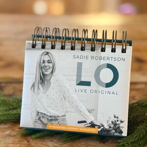 Live Original DayBrightener Calendar - Sadie Robertson